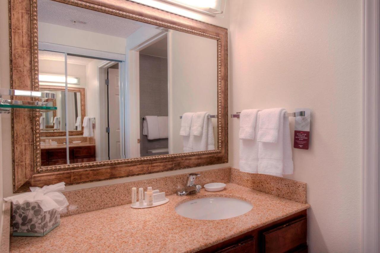 By Marriott Crabtree Valley Hotel