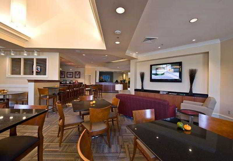 Hotel By Marriott Crabtree Valley Raleigh