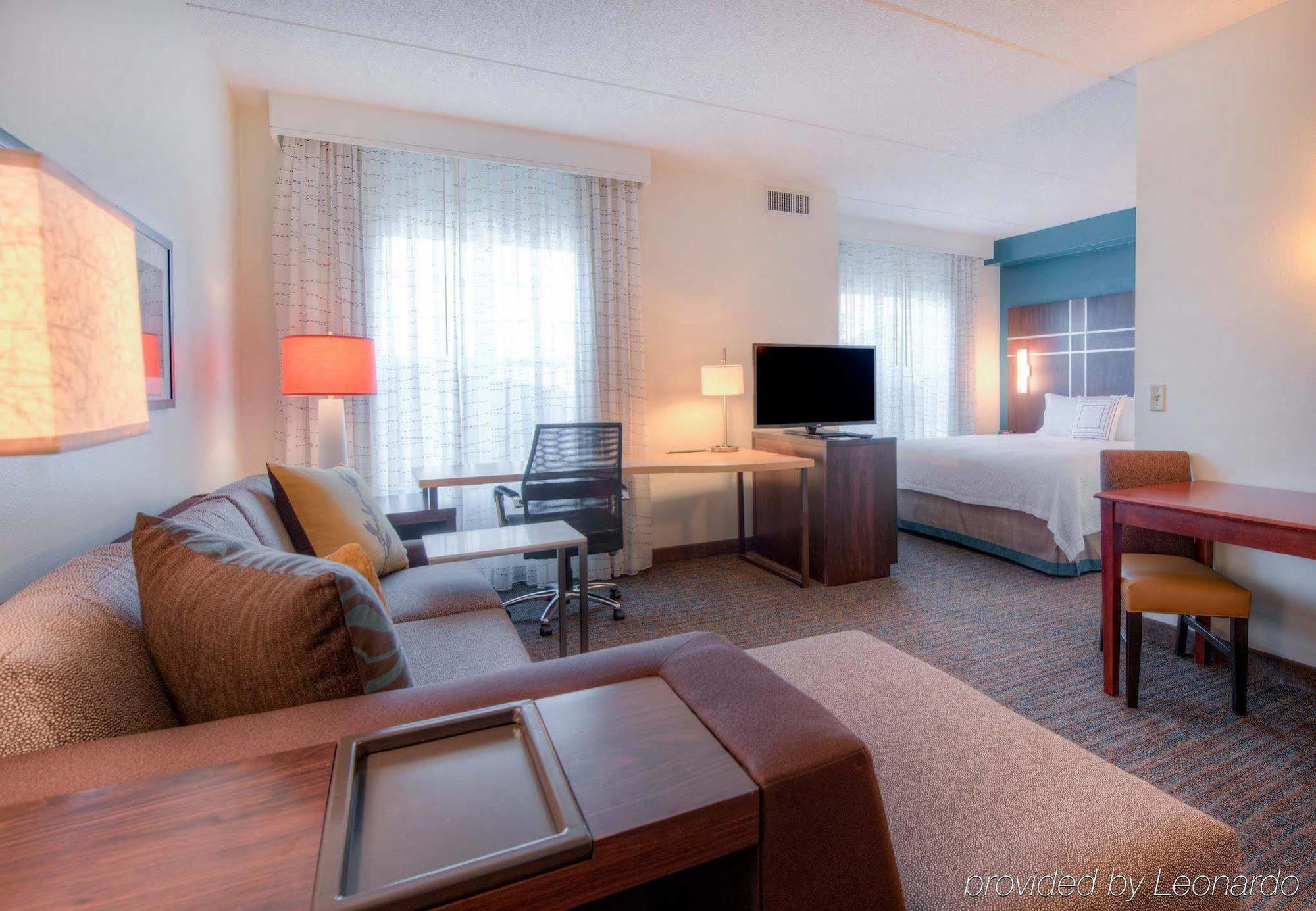 By Marriott Crabtree Valley Hotel