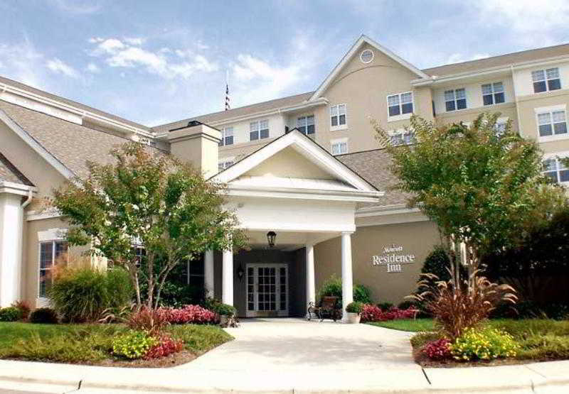 By Marriott Crabtree Valley 2* Raleigh