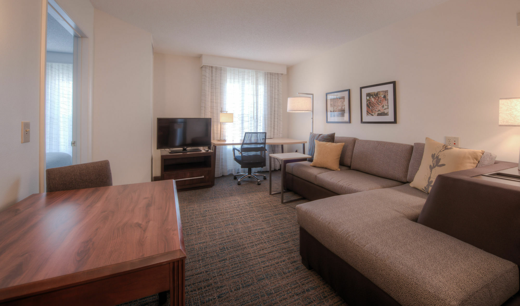 Hotel By Marriott Crabtree Valley